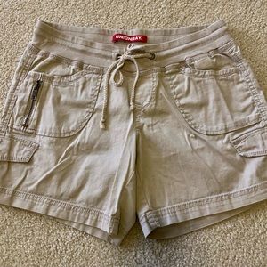 UNIONBAY Juniors 3” Khaki Shorts